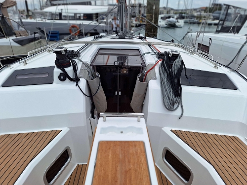 2025 Beneteau Oceanis 37.1, 