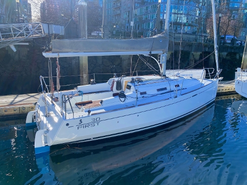 2011 Beneteau First 30, 