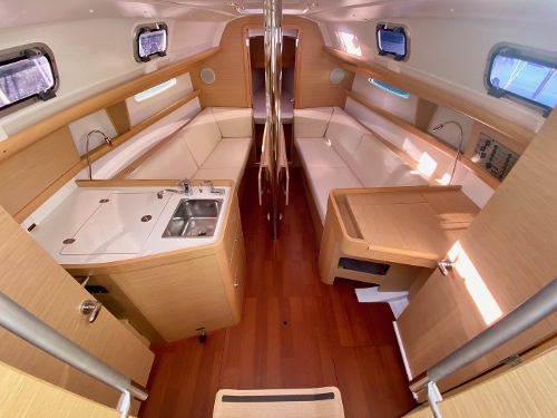 2011 Beneteau First 30, 