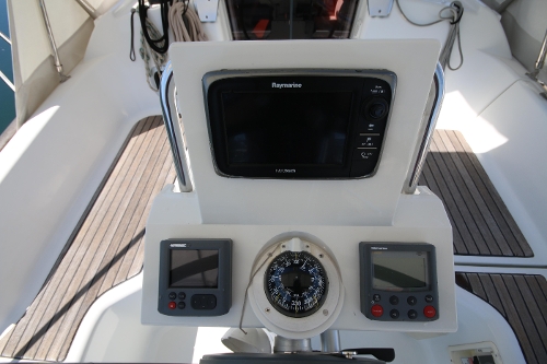 2011 Beneteau 31, 