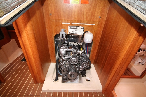 2004 Hunter 36, Yanmar Diesel engine