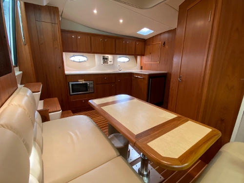 2002 Tiara Yachts 3500 Express, 