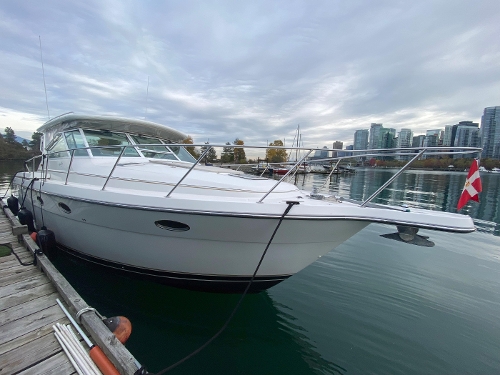 2002 Tiara Yachts 3500 Express, 