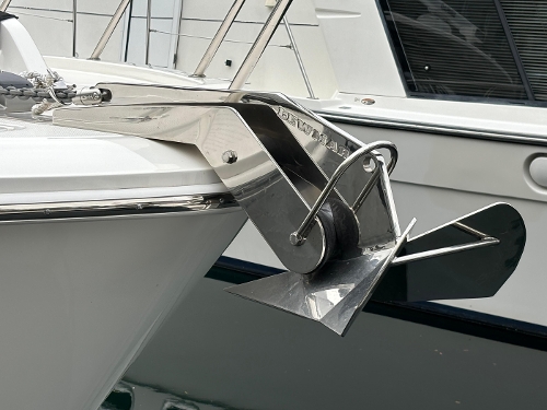 2023 Boston Whaler 405 Conquest, 