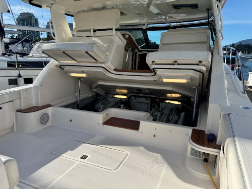 2003 Tiara Yachts 3800 Open, Engine Room