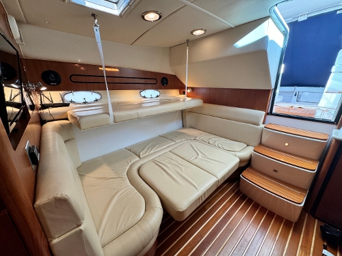 2003 Tiara Yachts 3800 Open, Salon Berths