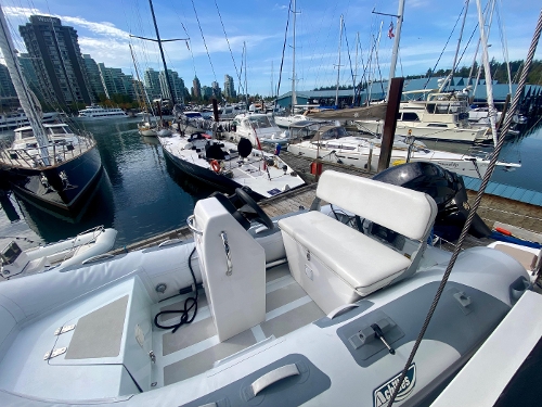 2003 Carver 460 Voyager, 