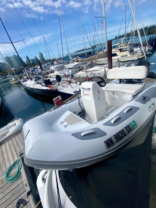 2003 Carver 460 Voyager, 