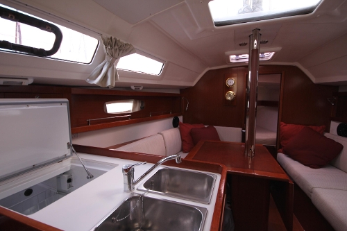 2012 Beneteau Oceanis 31 , Salon and Galley