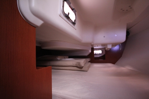 2012 Beneteau Oceanis 31 , Aft Stateroom