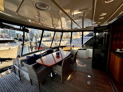 2013 Monte Carlo Yachts MCY 65, Cockpit