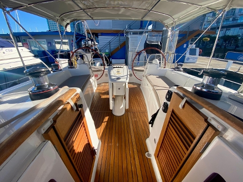 2010 Beneteau Oceanis 40, 