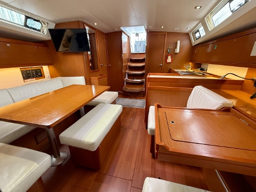 2014 Beneteau Oceanis 45, 