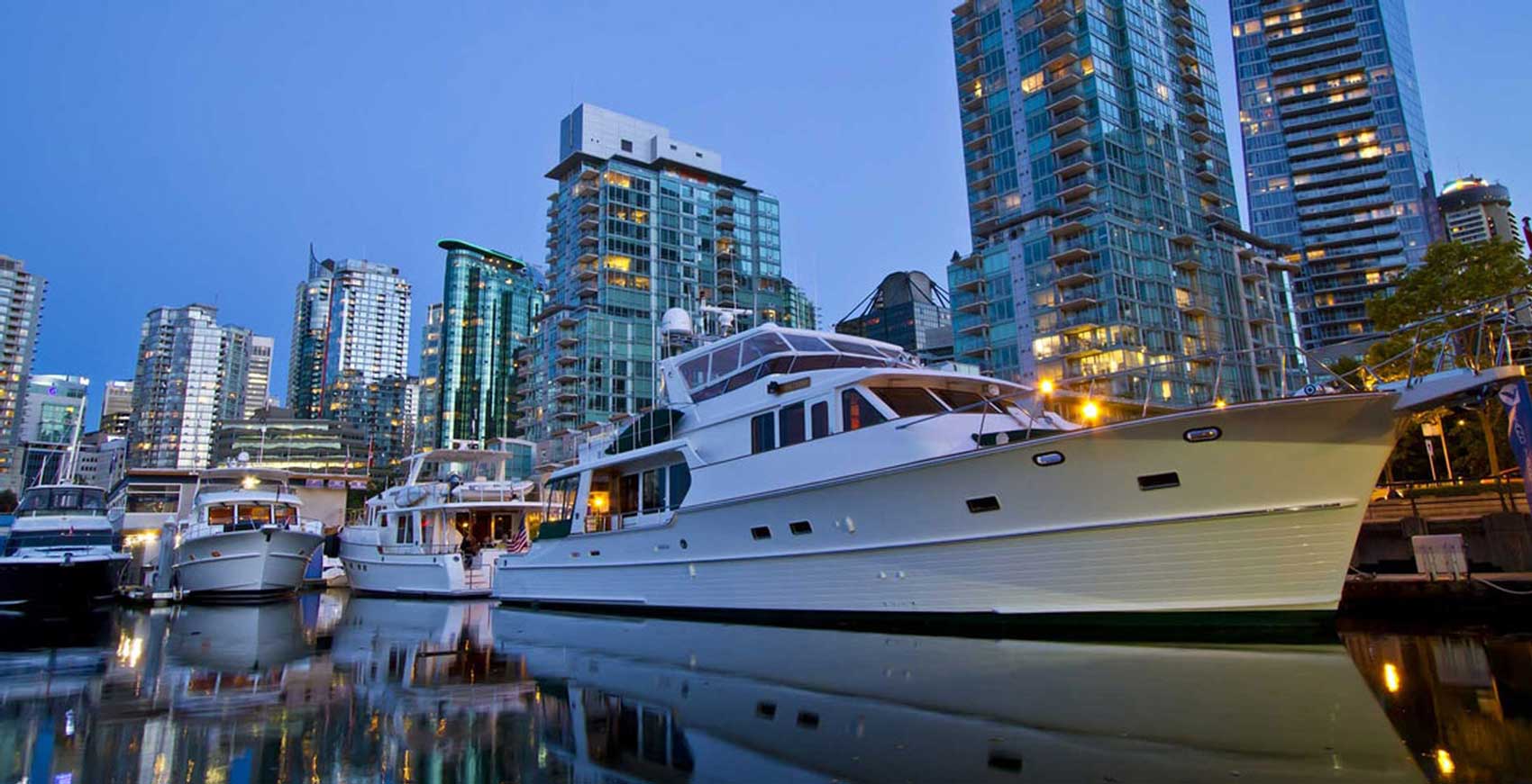yachts vancouver